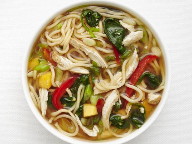 Азиатский куриный суп с лапшой - «Первые блюда»