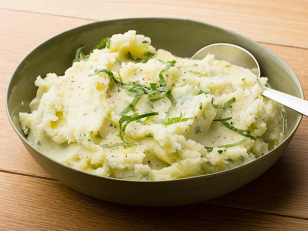 Картофельное пюре с оливковым маслом и зеленью - «Меню диеты»