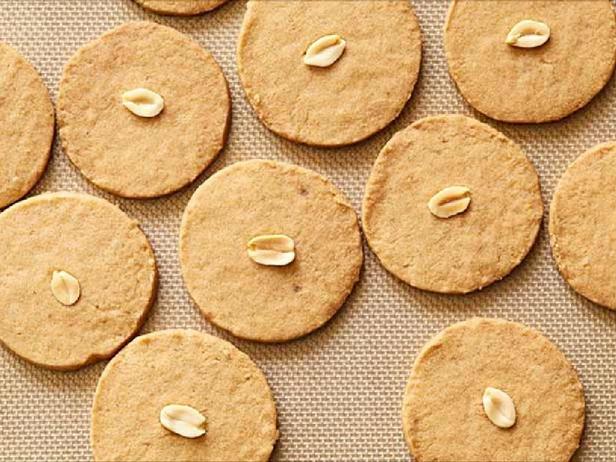 Нарезное песочное печенье с арахисовой пастой - «Все рецепты»