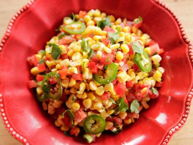 Салат с жареной кукурузой - «Сезонные блюда»