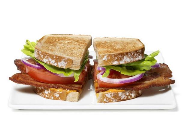 Сэндвичи БЛТ с айоли из голубого сыра - «Фаст-фуд»