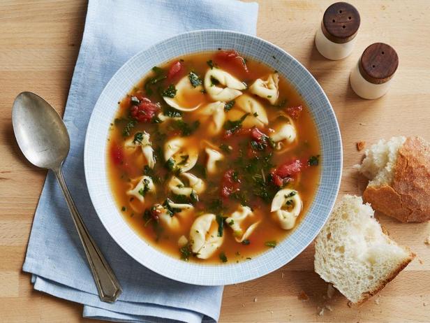 Суп с клёцками и шпинатом - «Первые блюда»