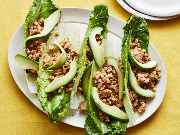 Жареный тофу в листьях салата - «Меню диеты»
