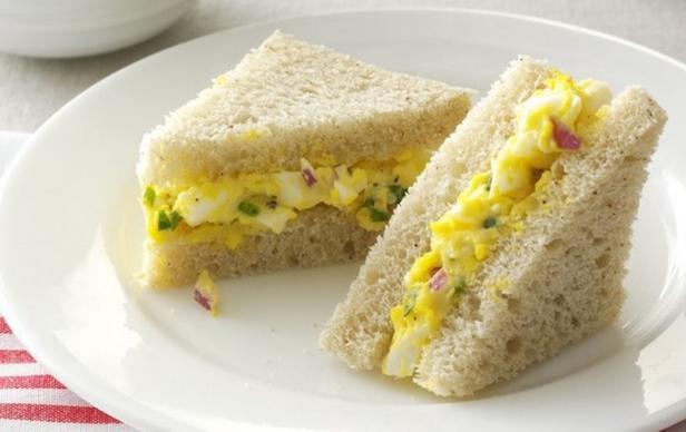 Мини-сэндвичи с яичным салатом - «Закуски»