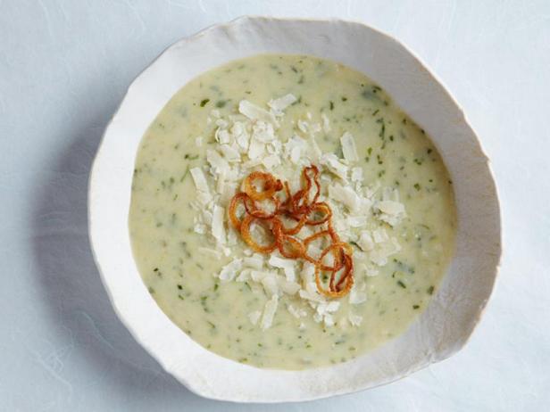 Крем-суп из печёного картофеля и лука-порея - «Первые блюда»