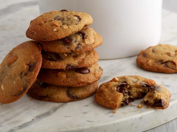 Печенье с кусочками горького шоколада и арахиса - «Закуски»