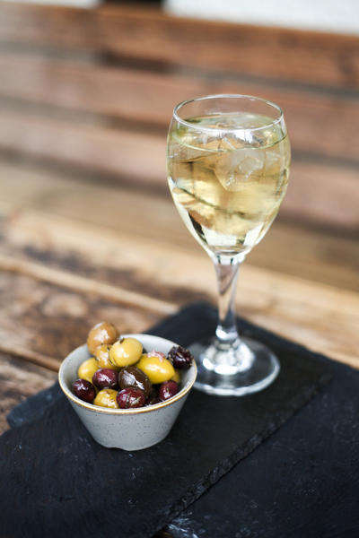 Шприцер из белого вина - «Сезонные блюда»