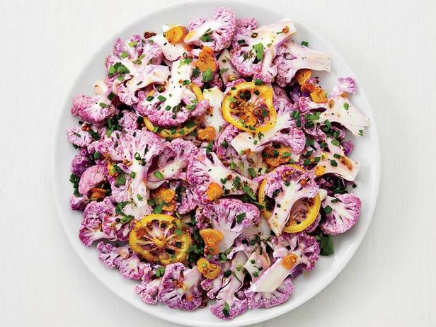 Салат из фиолетовой цветной капусты - «Салаты»