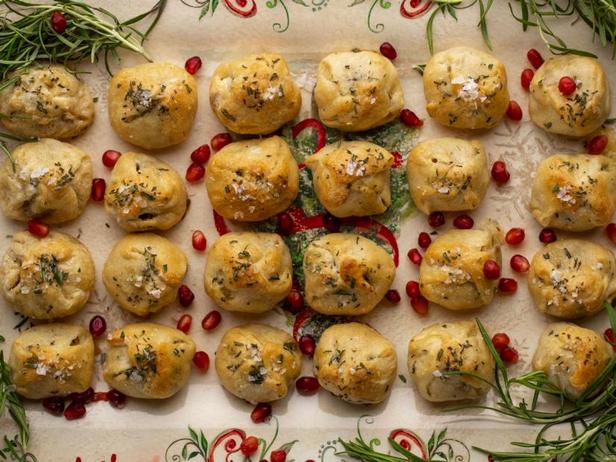 Праздничные мешочки с сыром бри - «Праздничные рецепты»