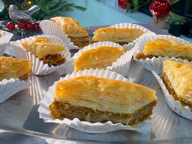 Пахлава с фисташками и грецкими орехами - «Десерты»
