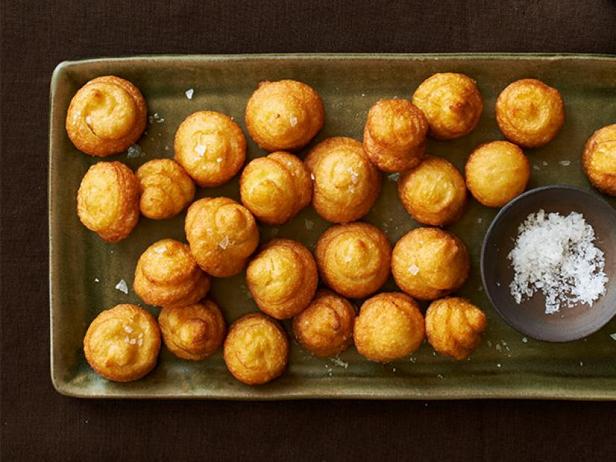 Воздушные пончики из картофельного пюре - «Выпечки»