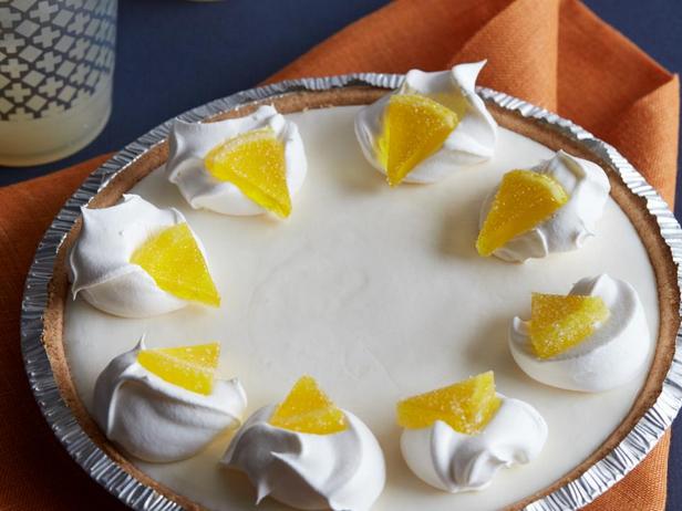 Простой пирог с алкогольной лимонной начинкой - «Быстрые рецепты»