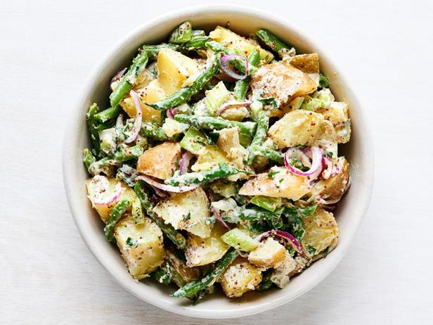 Картофельный салат с зелёной фасолью - «Сезонные блюда»