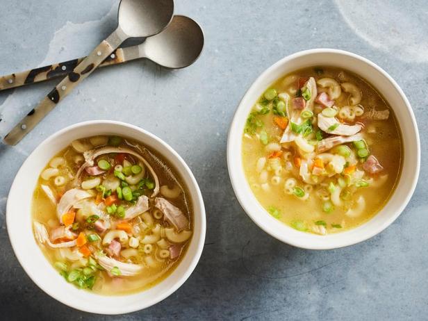 Сливочный суп с курицей и макаронами - «Первые блюда»
