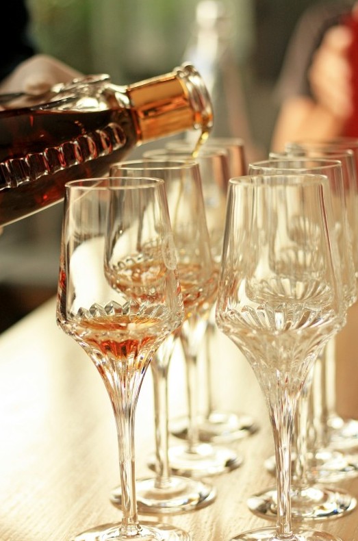 Крепкий алкоголь: что лучше пить чистым, а что — смешивать - «Кулинарные рецепты»