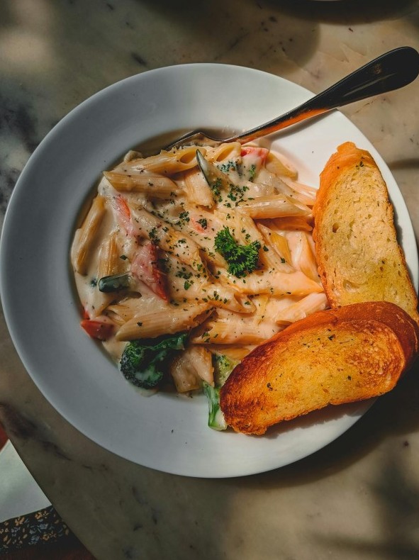 Когда нет сил даже заказать еду: три быстрых рецепта ужина за 10 минут - «Кулинарные рецепты»